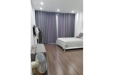 Bán nhà Lãng Yên, Hai Bà Trưng, 53m2 x 4T x 3.2 tỷ, lô góc thoáng, gần phố